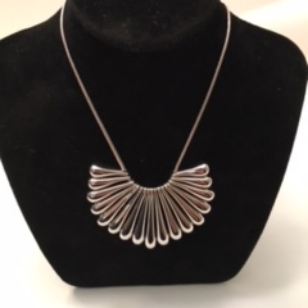 NWT - J. Jill Adjustable teardrop slide rhodium